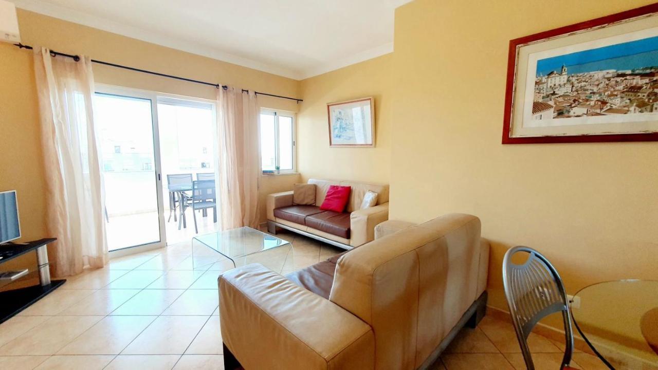 Quarteira Beach Vacation: 2Br Steps To The Sand Eksteriør billede